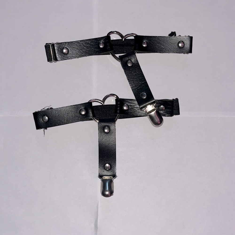 Heart shaped Thigh garters